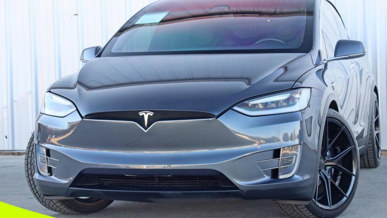 TESLA MODEL X 2017 5YJXCDE21HF048322 image